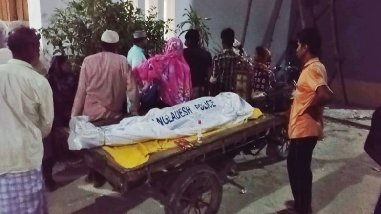 আমতলীতে তালগাছ নিয়ে বিরোধে বৃদ্ধকে পিটিয়ে হত্যা, অভিযুক্ত পর