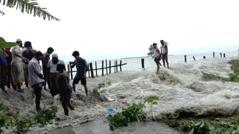 রেমালের দুই বছরেও কাটেনি পাথরঘাটায় উপকূলের ক্ষত: