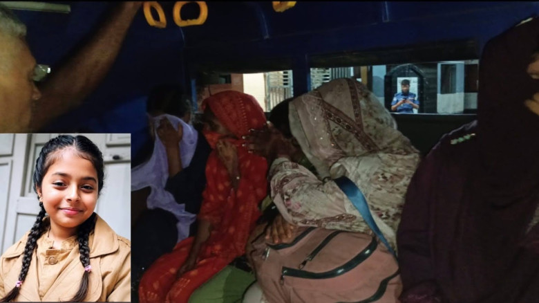 ফেসবুকের ফাঁদে বরগুনার স্কুলছাত্রী: সমকামী নারীসহ সাভার থেকে উদ্ধার!