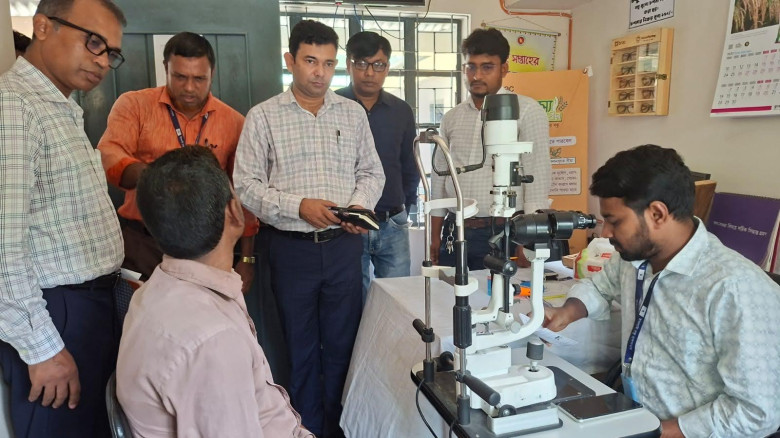 বরগুনায় ব্র্যাকের চক্ষু পরীক্ষা ও ছানি শনাক্তকরণ ক্যাম্প অন