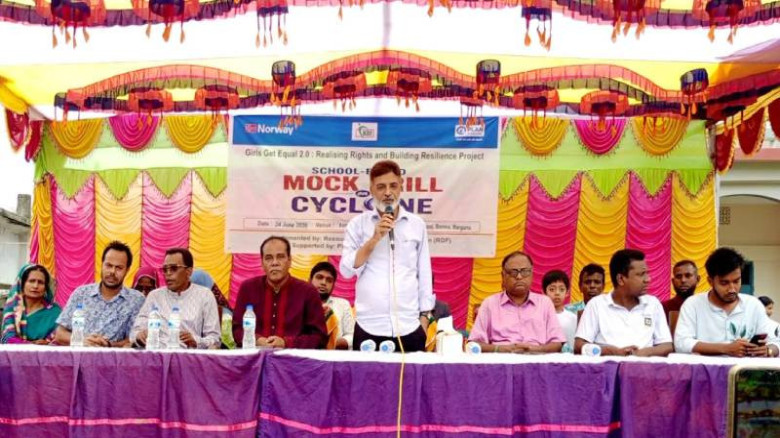বামনায় দুর্যোগপূর্ণ আবহাওয়ায় করণীয় বিষয়ে সচেতনতামূলক মহড়া