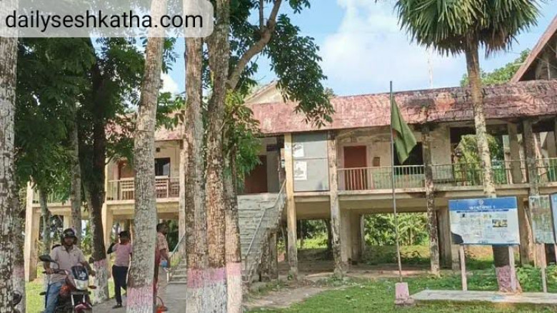 আমতলীতে একই রাতে স্কুল, মসজিদ, ইউনিয়ন পরিষদসহ চার প্রতিষ্ঠান