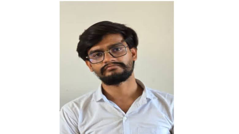 বরগুনায় ফি বকেয়া থাকায় পরীক্ষায় অংশ নিতে না পারায় UNO-এর হ