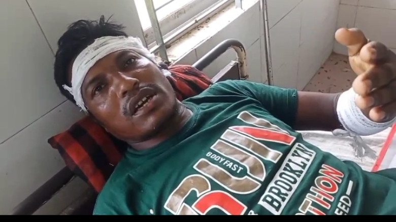 বরগুনায় প্রবাসীর ওপর হাতুড়ি হামলা:  পূর্বপরিকল্পিত সহিংসতা