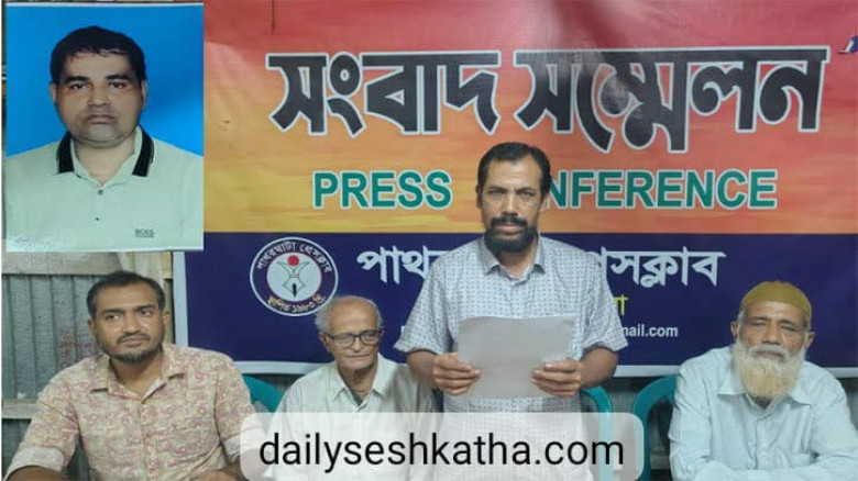 পাথরঘাটায় বন্ধকের স্বর্ণ অলংকার ও নগদ টাকা নিয়ে ব্যবসায়ী 