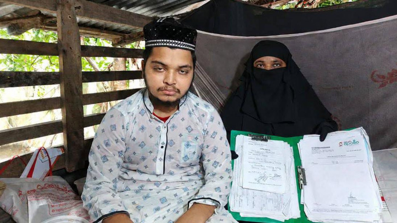 তালতলীতে পক্ষাঘাতগ্রস্ত হাফেজ নাঈমের বাঁচার আকুতি: মানবিক সহ