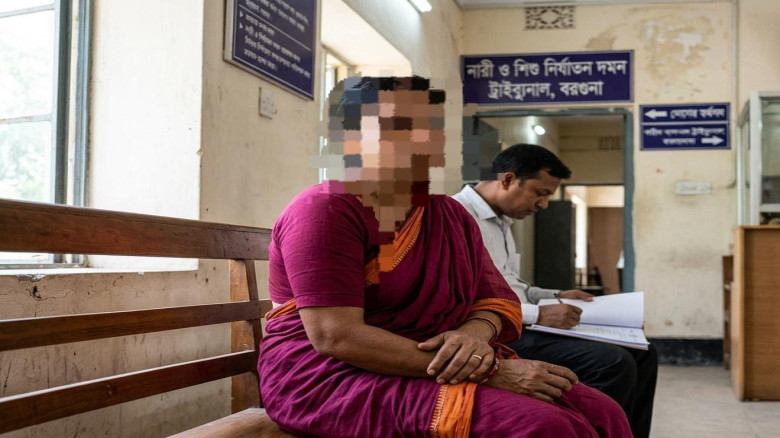 বরগুনায় বিয়ের প্রলোভনে শারীরিক সম্পর্কের অভিযোগ!...