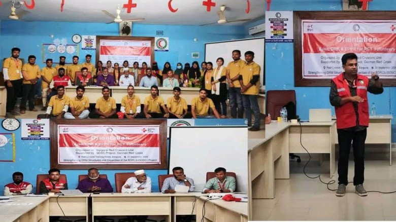 বরগুনায় দুর্যোগ ঝুঁকি হ্রাস বিষয়ক ওরিয়েন্টেশন