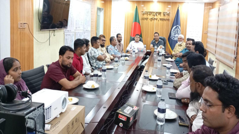 বরগুনার সাংবাদিক আসাদ সবুজকে ২৪ঘন্টার মধ্যে নিঃশর্ত মুক্তির দাবী...