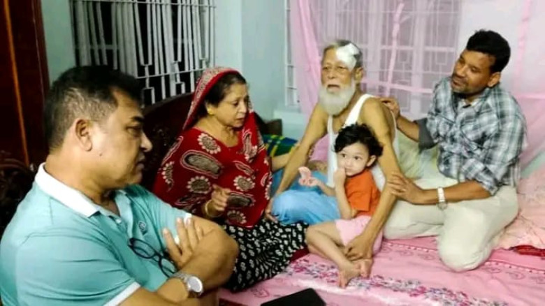 বিএনপির সাবেক সভাপতি ফারুক মোল্লাকে দেখতে গেলেন নজরুল মোল্লা...