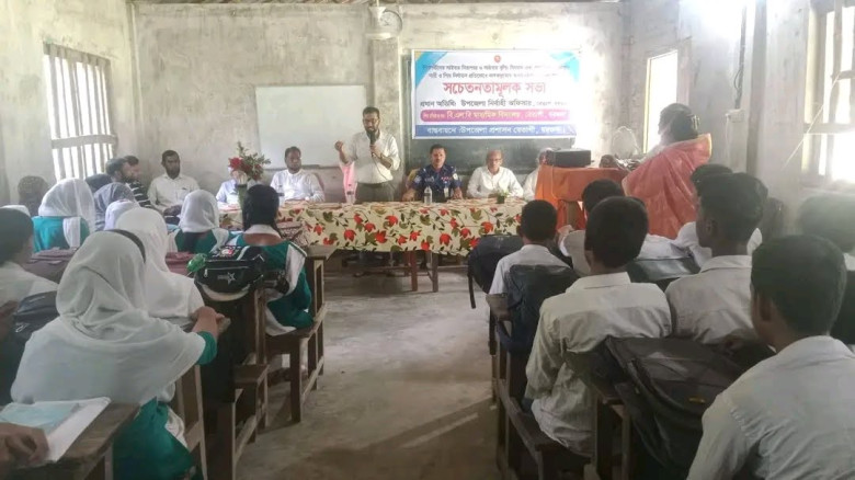 বেতাগীতে বিএলবি মাধ্যমিক বিদ্যালয়ে সচেতনতামূলক সভা অনুষ্ঠিত...