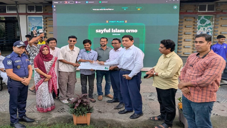 বরগুনায় ‘লাগাও বৃক্ষ, কামাও লক্ষ’ ক্যাম্পেইনে ২৫ হাজার টাকা পুরস্কার পেলেন সাইফুল ইসলাম...