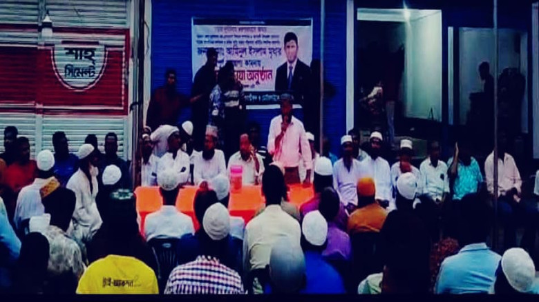 আমতলীতে সড়ক দুর্ঘটনায় আহত যুবদল নেতার সুস্থতা কামনায় দোয়া ও 