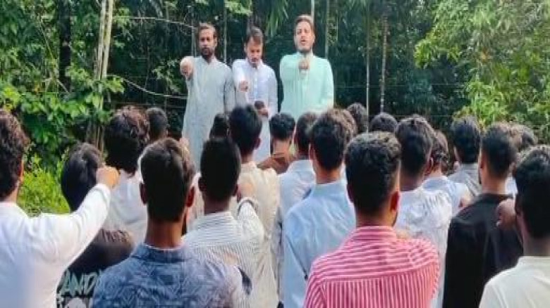 সাবেক প্রধানমন্ত্রী শেখ হাসিনার প্রত্যাবর্তনের দাবিতে নিষিদ্